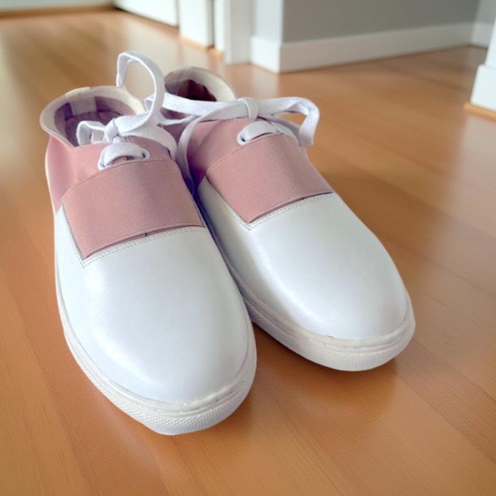 J Slides NYC Pink and White Leather Saddleback Oxford Sneakers Size 6 New!